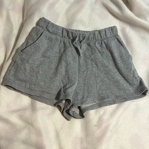 Gray Old Navy shorts size M